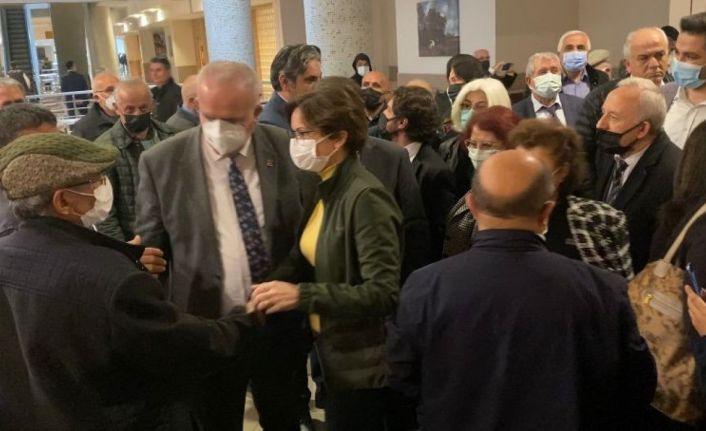 ‘Fahrettin Altun’un evinin fotoğraflanması’ davasında üçüncü kez mütalaa verildi