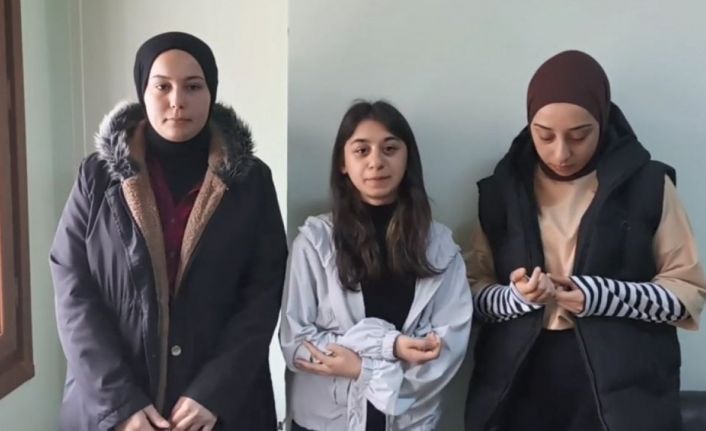 Fırtınada uçan çatıdan son anda kurtulan üniversite öğrencisi genç kızlar korku dolu o anları anlattı