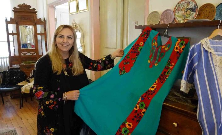 Geri dönüştürdükleri eski giyim eşyalarından elde ettikleri geliri yardım için kullanıyorlar