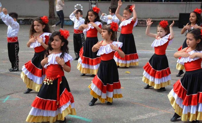 Gülüç’te 23 Nisan Bayramı coşkuyla kutlandı