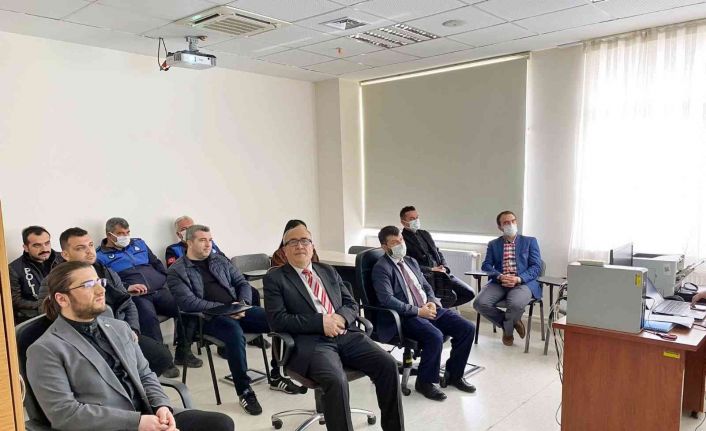 Günyüzü Şehit Melih Özcan Devlet Hastanesinde bağımlılıkla mücadele çalıştayı