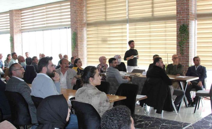 Güroymak’ta ‘Ben olsaydım’ temalı bağımlılıkla mücadele çalıştayı