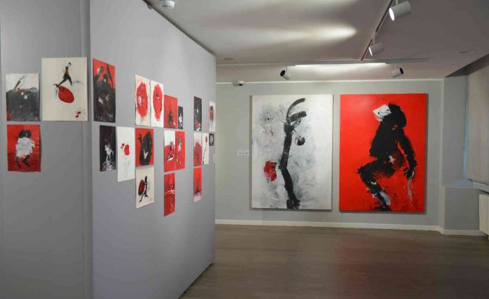 Habip Aydoğdu’dan “Kırmızı Yine Kırmızı” sergisi