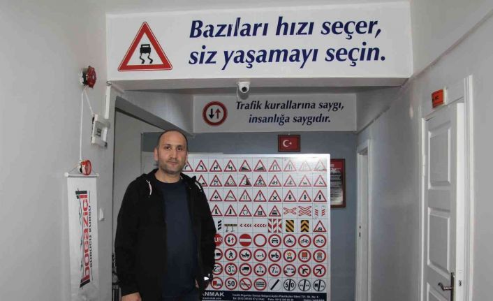 İleri Sürüş Teknikleri Uzmanı Saraç, "Yolculuğa çıkmadan önce yoğurt, ayran gibi süt ve süt mamulleri kesinlikle tüketmemelidir"