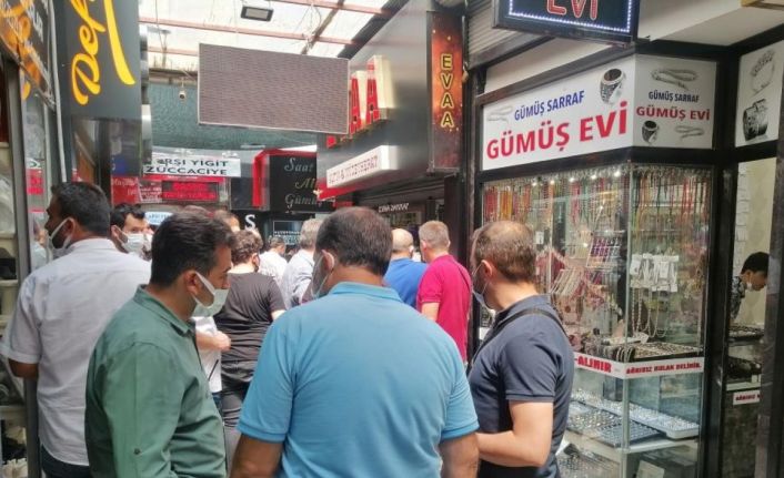 Kar vaadinde bulunup 34 müşterisini dolandıran kuyumcuya 81 yıl hapis cezası