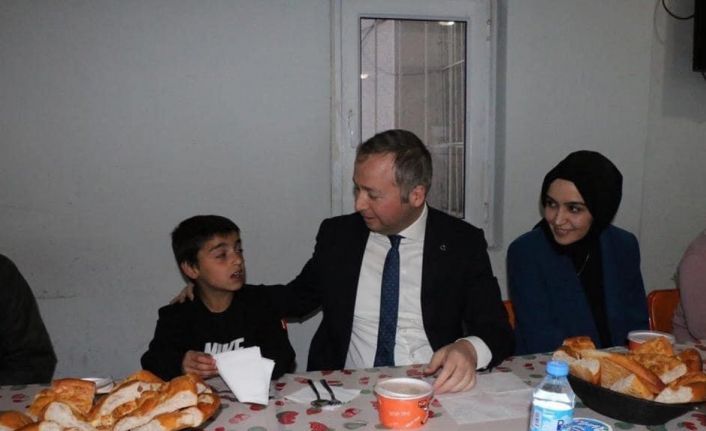 Kaymakam Yelek vatandaşlarla iftarda bir araya geldi