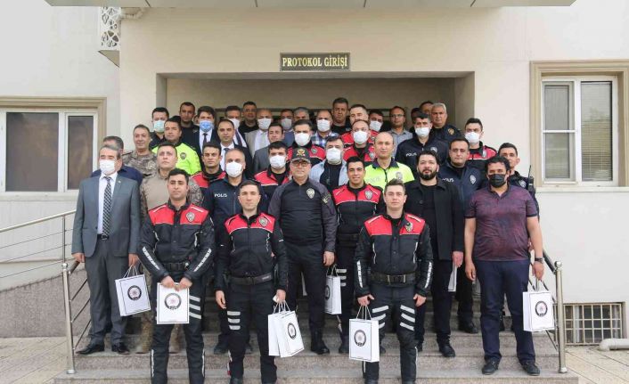 Kilis’te başarılı polisler ödüllün derildi