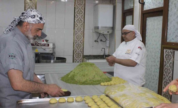 Kilis’te gerebiç tatlısı mesaisi