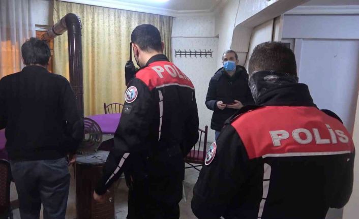 Kumar baskınında gözaltına alınan şahıs: "Çek baba çek, vallahi televizyona çıktık"