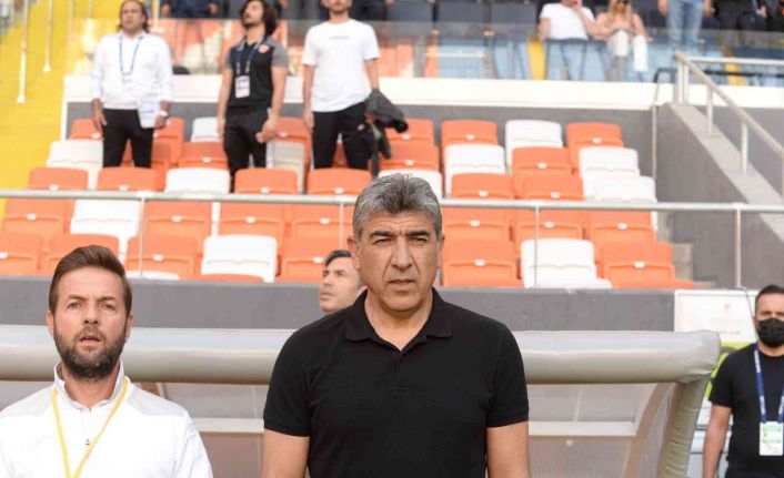 Sait Karafırtınalar: ”Hem düşme potasına hem de play-off’a 7 puan kaldı”