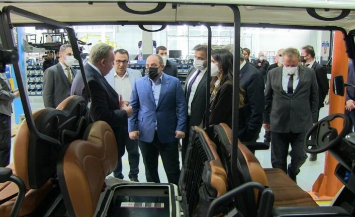 Sanayi ve Teknoloji Bakanı Mustafa Varank: "Otomotivde mobilite ekosisteminde çok daha güçlü olacağız"
