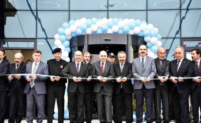 Selçuklu’da ilçe emniyet müdürlüğü ve polis merkezi amirliği binası törenle açıldı