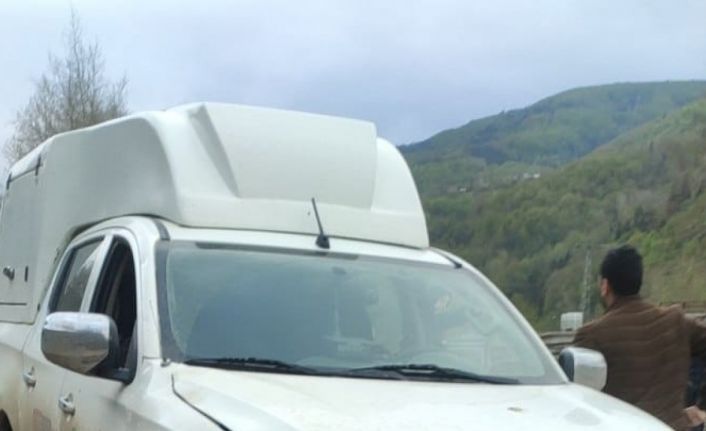 Sinop’ta pikap, yol inşaatında çalışan işçilere çarptı: 1’i ağır 4 yaralı