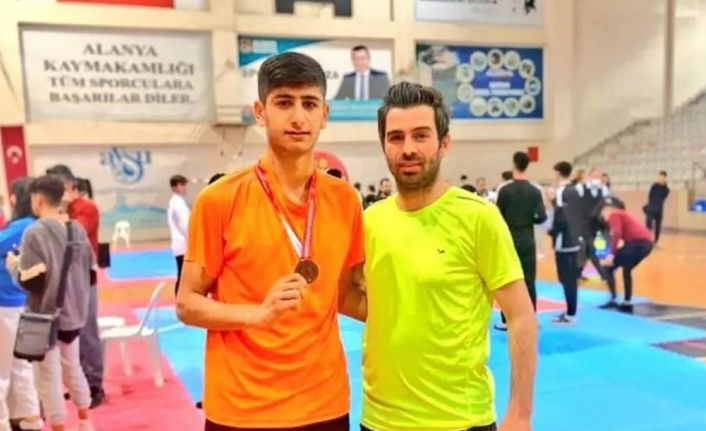 Taekwondo’da bronz madalya Elazığ’ın