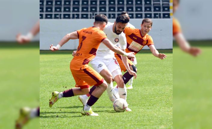 TFF 2. Lig: Çorumspor FK: 2 - Niğde Anadolu FK: 5