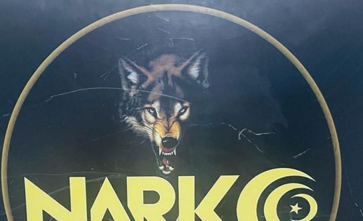 Uyuşturucu tacirleri polisten kaçamadı