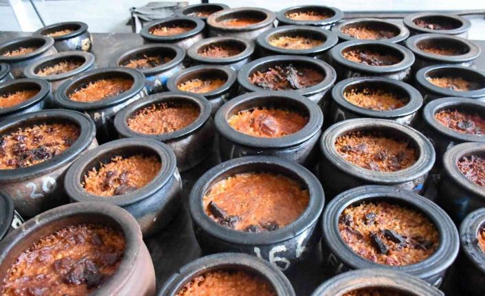 Yapımı 8 saat sürüyor, hazır olunca kaleden davul çalınıyor