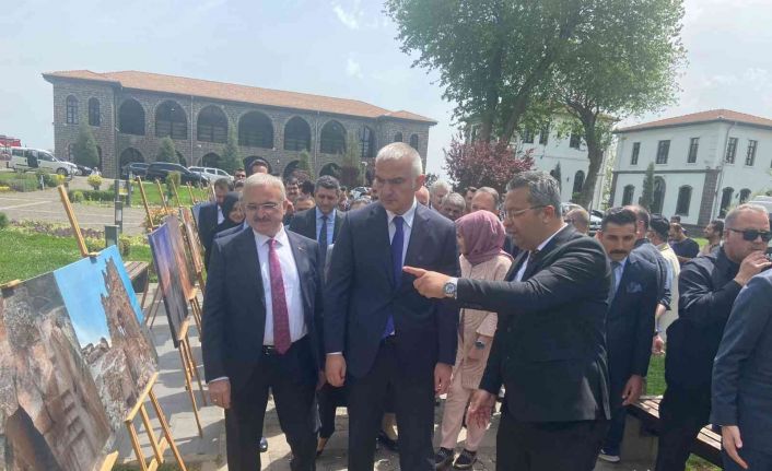 Zerzevan Kalesi’nde arkeolojik kazılar ile ortaya çıkarılan eserler ilk defa ziyarete açıldı