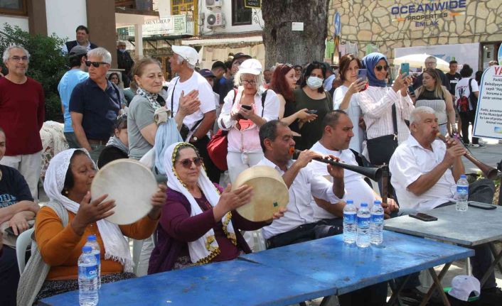 12. Dastar ve Kuzugöbeği Festivali renkli görüntülerle başladı