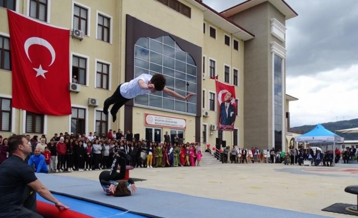 19 Mayıs Atatürk’ü Anma, Gençlik Ve Spor Bayramı Havran’da coşkuyla kutlandı
