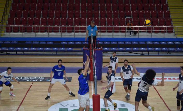 Afyonkarahisar’da Voleybol Genç Erkekler Play Off müsabakaları sona erdi