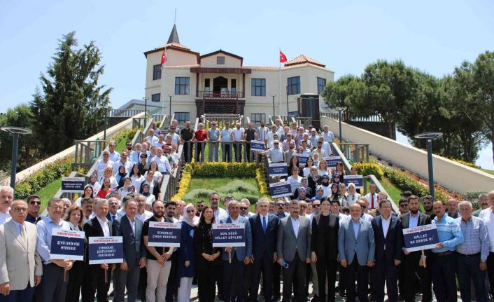 AK Parti’li Özmen: “27 Mayıs 1960, toplumsal ve siyasal düzene ilk darbedir”