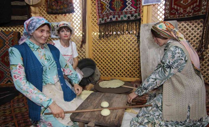 Alanya kültürünü yansıtan stantlar yoğun ilgi gördü