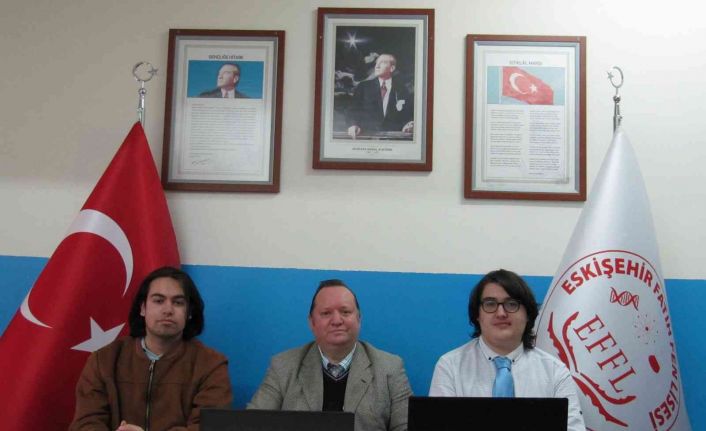 ‘Alternatif Enerji Kaynaklarının Verimli Kullanımı’ konulu kimya projeleri ile Türkiye birincisi oldular