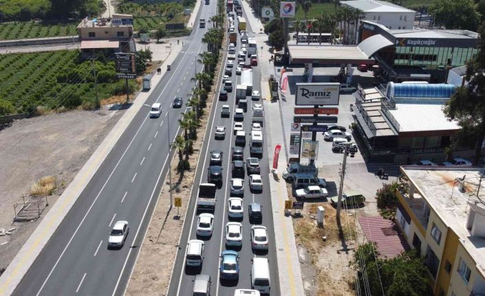 Antalya’da trafiğe kayıtlı araç sayısı 1 milyon 243 bin 909 oldu
