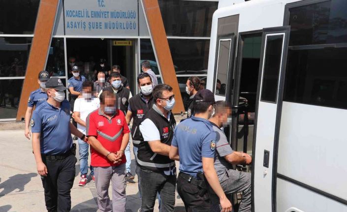 Aracında diri diri yakılan iş adamının yasak aşkına zorla getirilme kararı