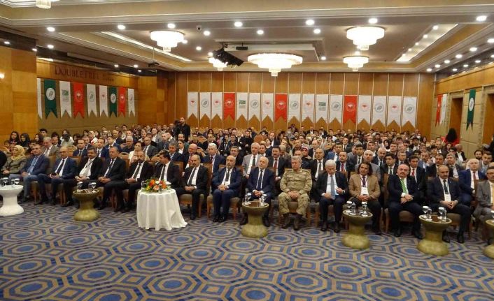 Bakan Kirişci: “Son 50 yılda; memeli, kuş, sürüngen ve balık popülasyonunun yüzde 68’i ortadan kalkmıştır”
