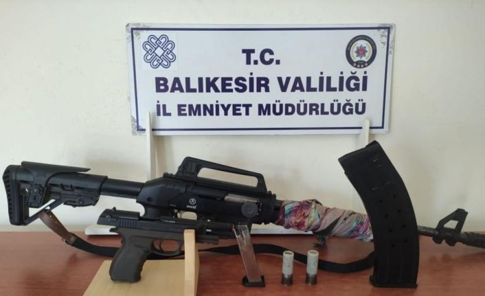 Balıkesir’de polisten asayiş ve kaçak akaryakıt operasyonu