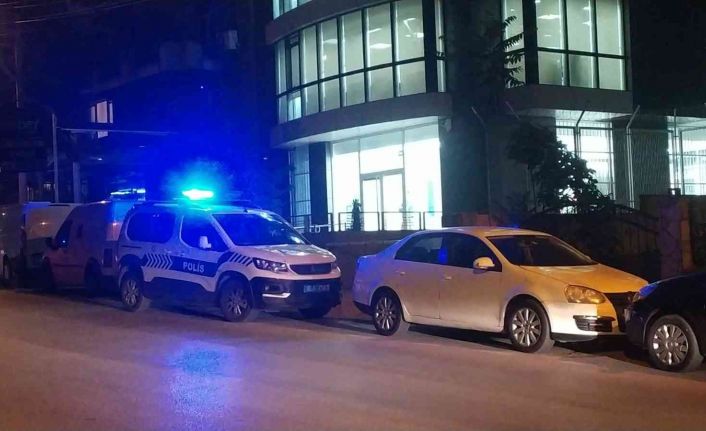 Bursa’da transfer merkezinde 100 bin Euro’luk soygun girişimi teşebbüste kaldı