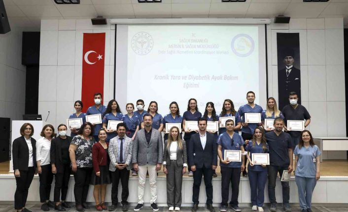 Büyükşehir Belediyesinin evde sağlık ekibine ‘‘Kronik Yara ve Diyabetik Ayak Bakımı’ eğitimi