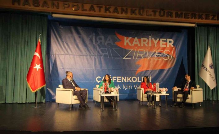 Çağfen öğrencileri ve mezunları Kariyer Zirvesi’nde buluştu