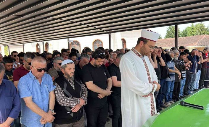 Celal Çabuker gözyaşları arasından toprağa verildi