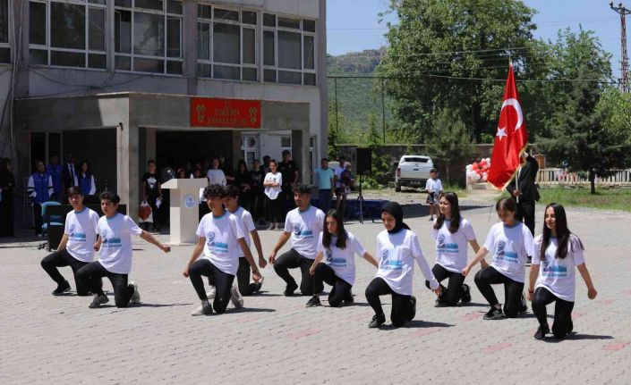 Çukurca’da 19 Mayıs Atatürk’ü Anma, Gençlik ve Spor Bayramı coşkusu