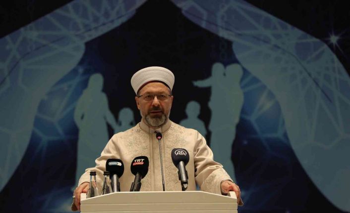 Diyanet İşleri Başkanı Erbaş: “Başkanlığımız, kadına ve çocuğa şiddetle mücadele çalışmaları yapmakta”