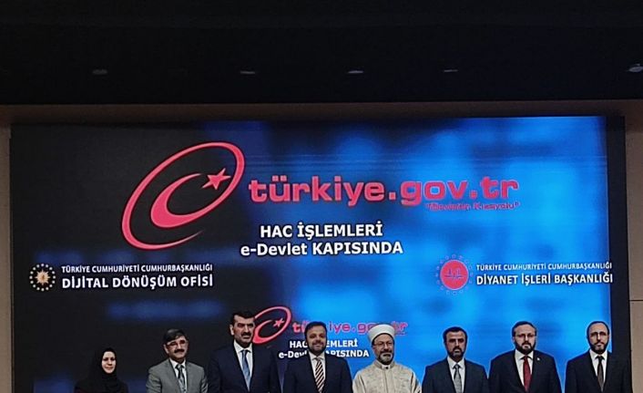 Diyanet İşleri Başkanı Erbaş: “Hac işlemleri artık e-Devlet üzerinden yapılabilecek”
