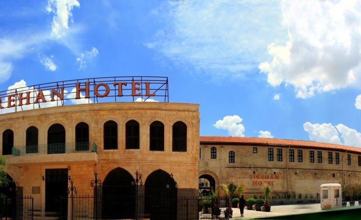 Düğün yapan çiftlere kral dairesi bedava