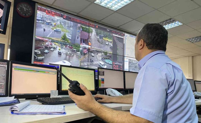 Ehliyeti alınan sürücülerin trafiğe çıkması ‘Kara Liste’ uygulamasıyla engelleniyor