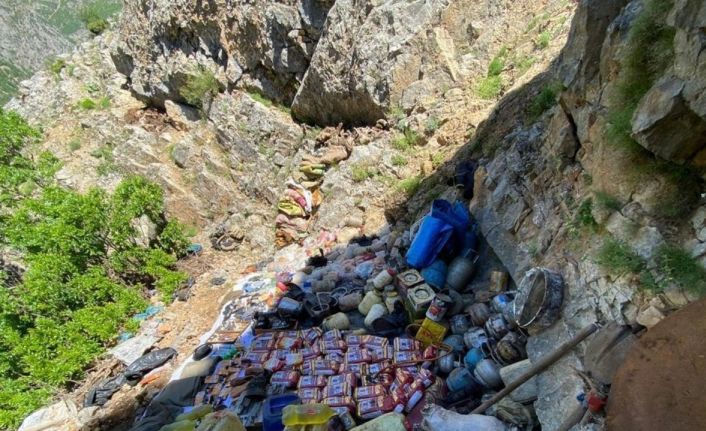 "Eren Abluka-7" operasyonlarında 5 tonun üzerinde yaşam malzemesi ele geçirildi