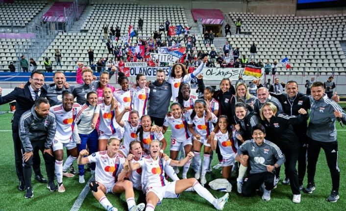 Fransa Kadınlar 1. Lig şampiyonu Olympique Lyon
