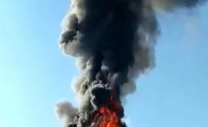 Hatay’da alışveriş merkezinin teras katındaki kafede korkutan yangın