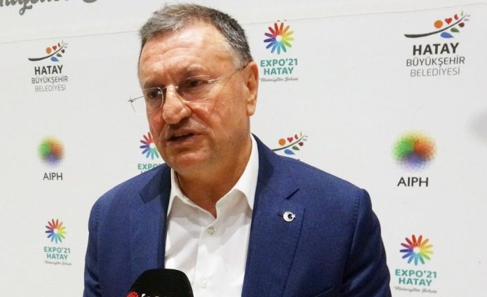 Hatayspor Onursal Başkanı Savaş: "Türk bir teknik direktör ile görüşüyoruz"