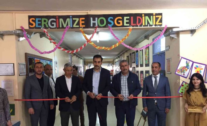 İhtiyaç sahibi öğrenciler yararına sergi