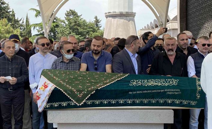 Kadıköy’de muayenehanesinde ölü bulunan diş hekimi Şeyma Biran son yolculuğuna uğurlandı