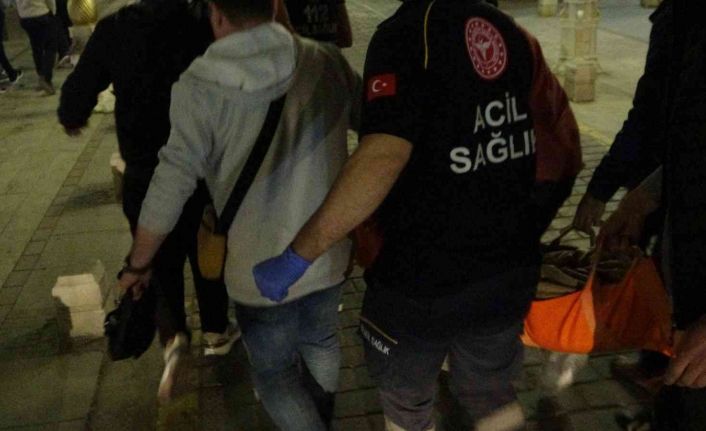 Kafeyi basıp işletme sahibine, karısı ve kızının gözü önünde dehşeti yaşattılar