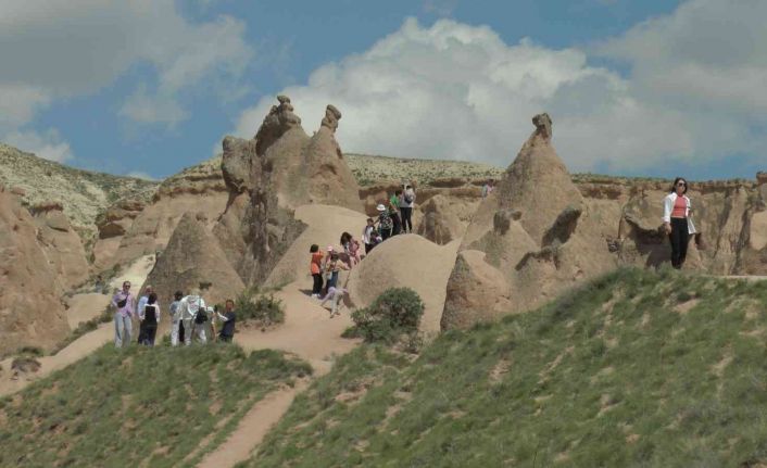 Kapadokya’yı gezen öğrenciler hayran kaldı