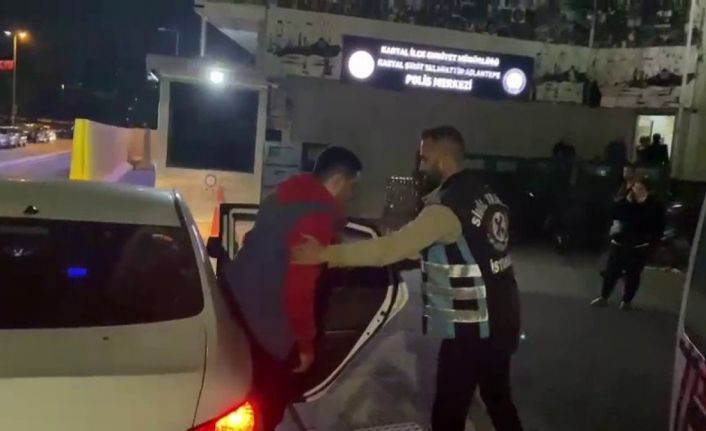 Kartal’da yolu kapatıp drift yapan sürücüye 10 bin 71 TL ceza